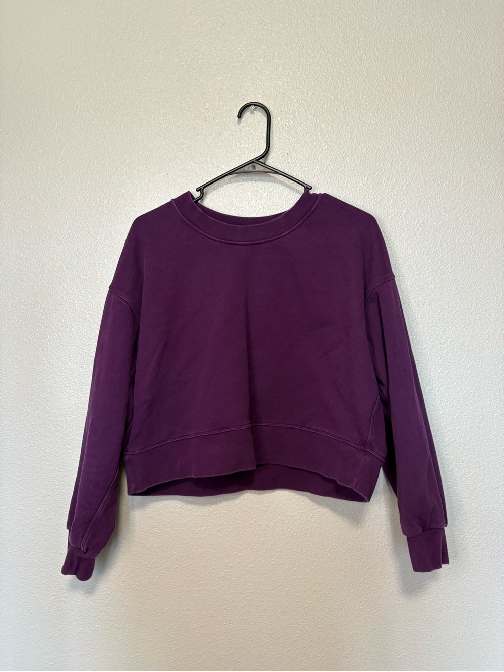 Lululemon Perfectly Oversized Cropped Crew Sweatshirt Purple 10/12 Large - Picture 2 of 6